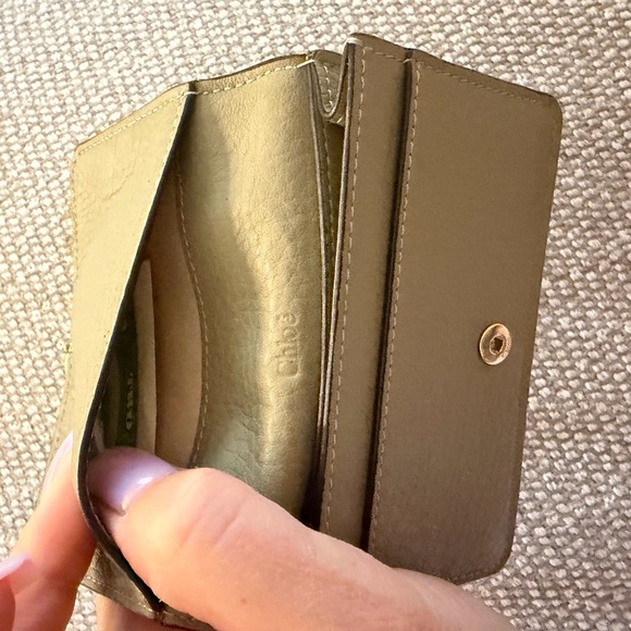Chloe Olive Leather Wallet with Gold Ring Detail - Picture 5 of 7